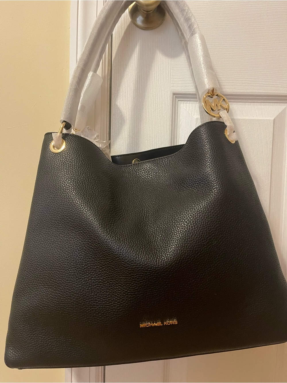 Christina Large Pebbled Leather Shoulder Bag
